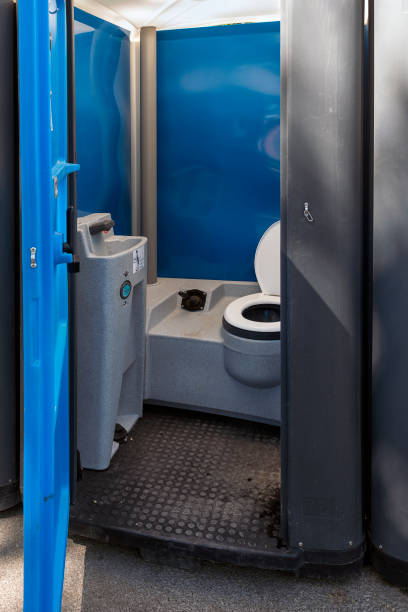 Portable Toilet Options We Offer in Port Jefferson Station, NY