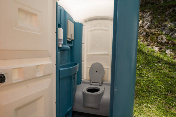 Best Porta potty delivery and setup  in Port Jefferson Station, NY